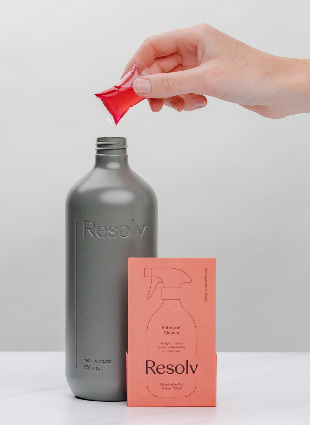 Resolv pod and bottle red 1